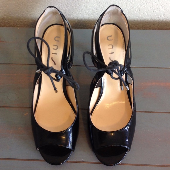 unisa peep toe shoes
